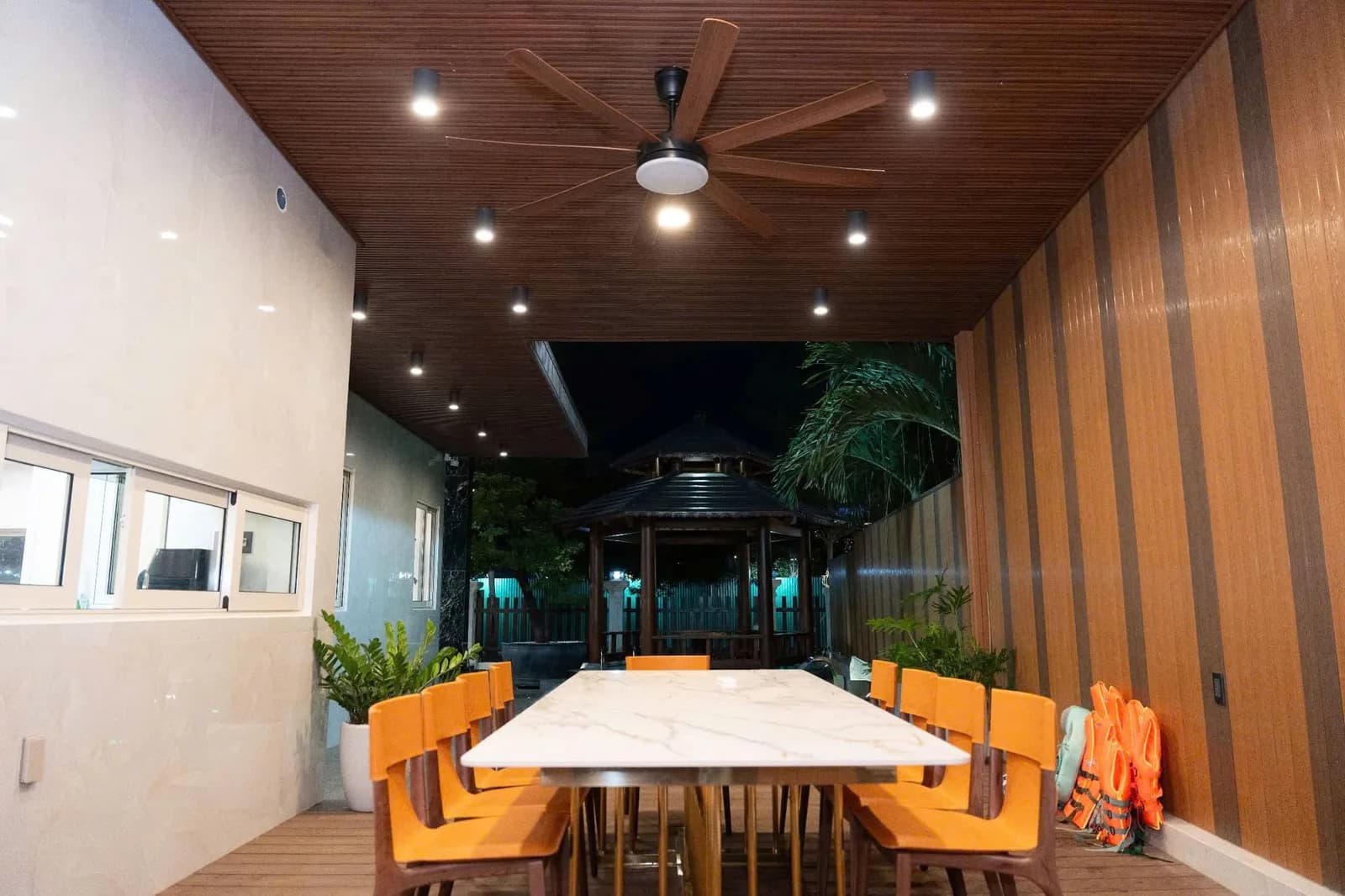 Ảnh nghỉ dưỡng 303